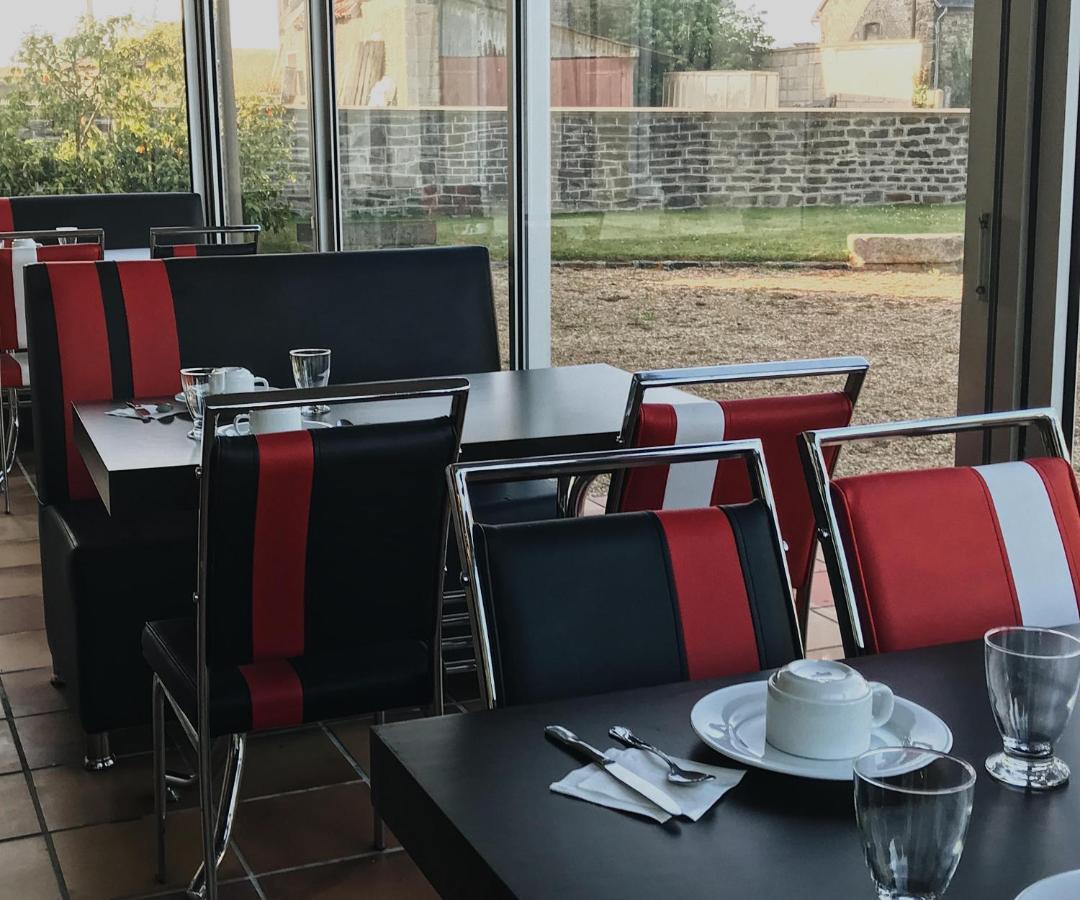 Céaux Hotel Les Montois מראה חיצוני תמונה